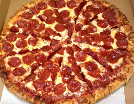 papas_pizza_to_go_pepperoni_pizza_franklin_north_carolina