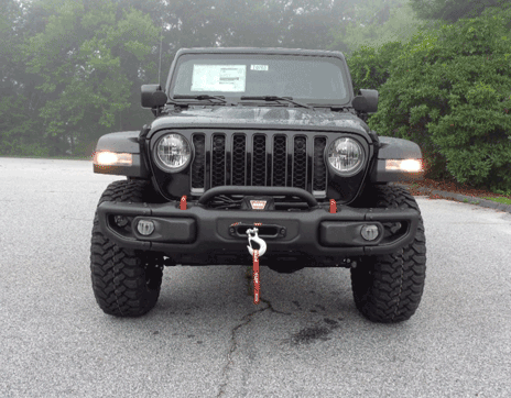 Jeep_with_tow_hitch_Smoky_Mountain_Chrysler_Dodge_Jeep_Ram_Franklin_North_Carolina