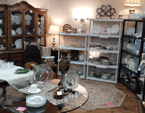 2025_Shop_Kitchen2_3H_Thrift_Store_Franklin_North_Carolina