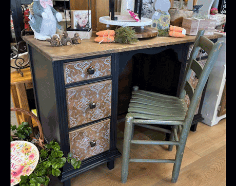 Frasnklin_North_)Carolina_Antique_Desk_Corduroys_treasures Frasnklin_North_)Carolina_Antique_Desk_Corduroys_treasures